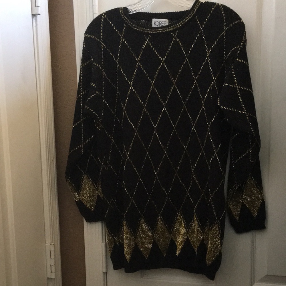 Shimmery koret sweater large